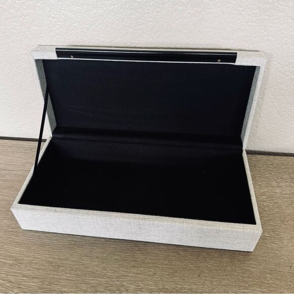 Fabric Storage Jewelry Box Organizer - Picture 1 of 3